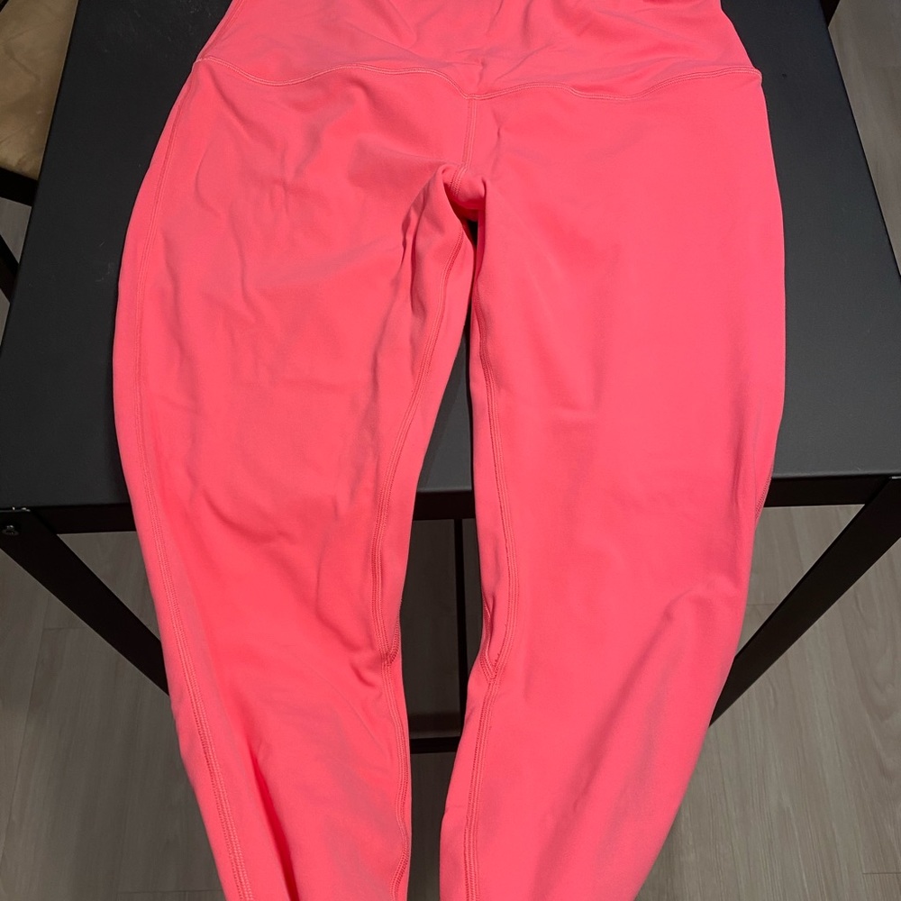 Lululemon pink align leggings 25”